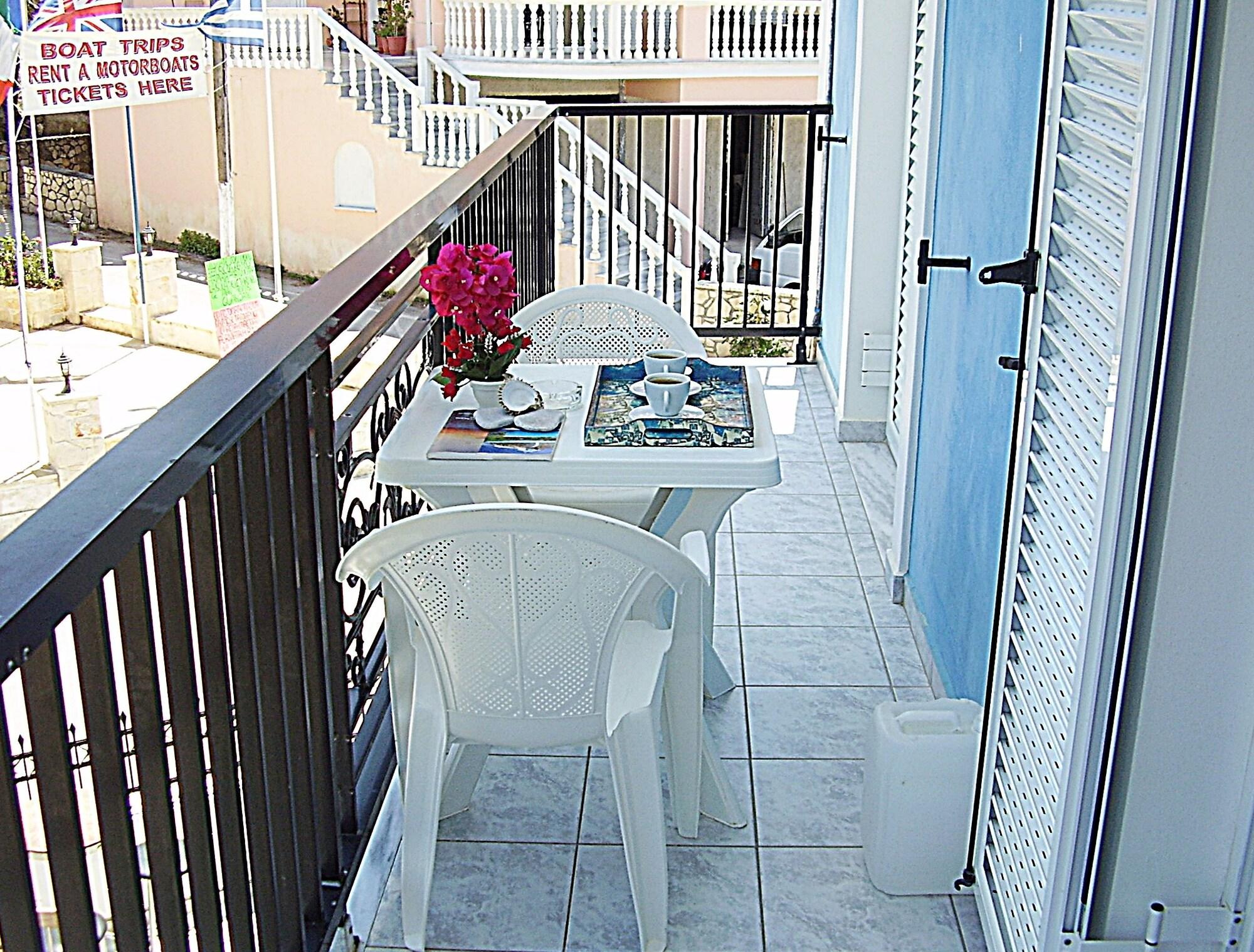 Blue Lake Holiday Homes - Keri Summer Escape מראה חיצוני תמונה